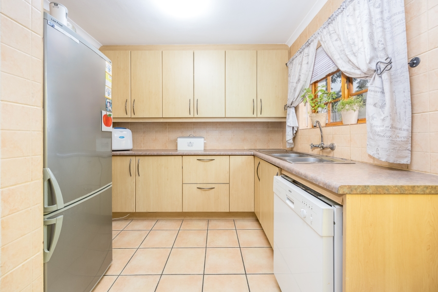 4 Bedroom Property for Sale in Zevendal Western Cape